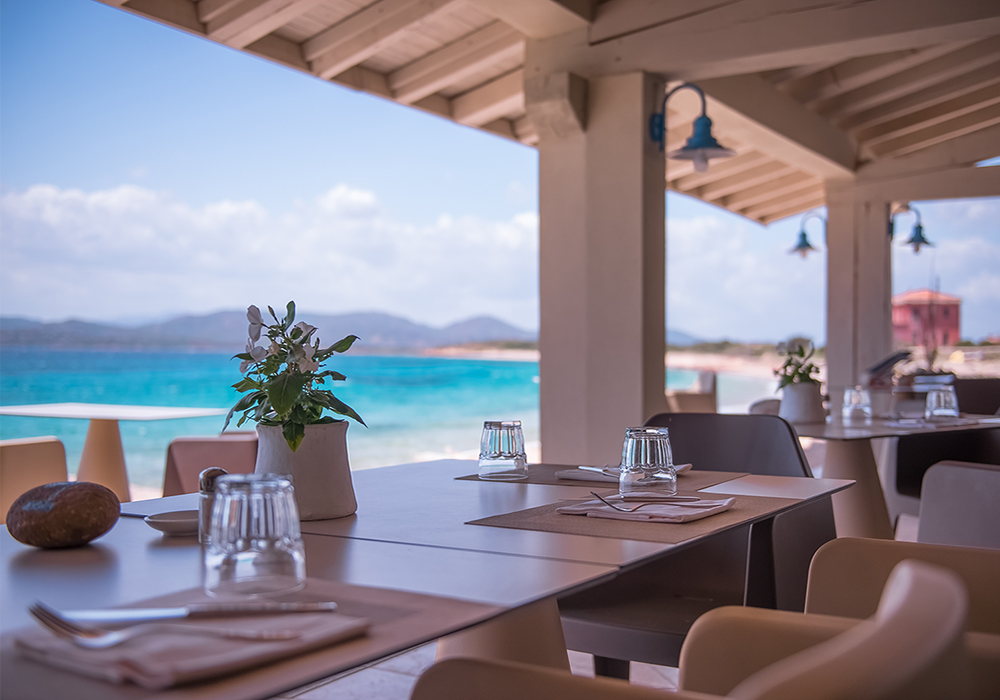 Ristorante la Corona - Ristorante Tavolara - Olbia - Sardegna - Italia. Restaurant Tavolara in Olbia, Sardinia, Italy. Sardinien - Sardaigne - Italien - Italie