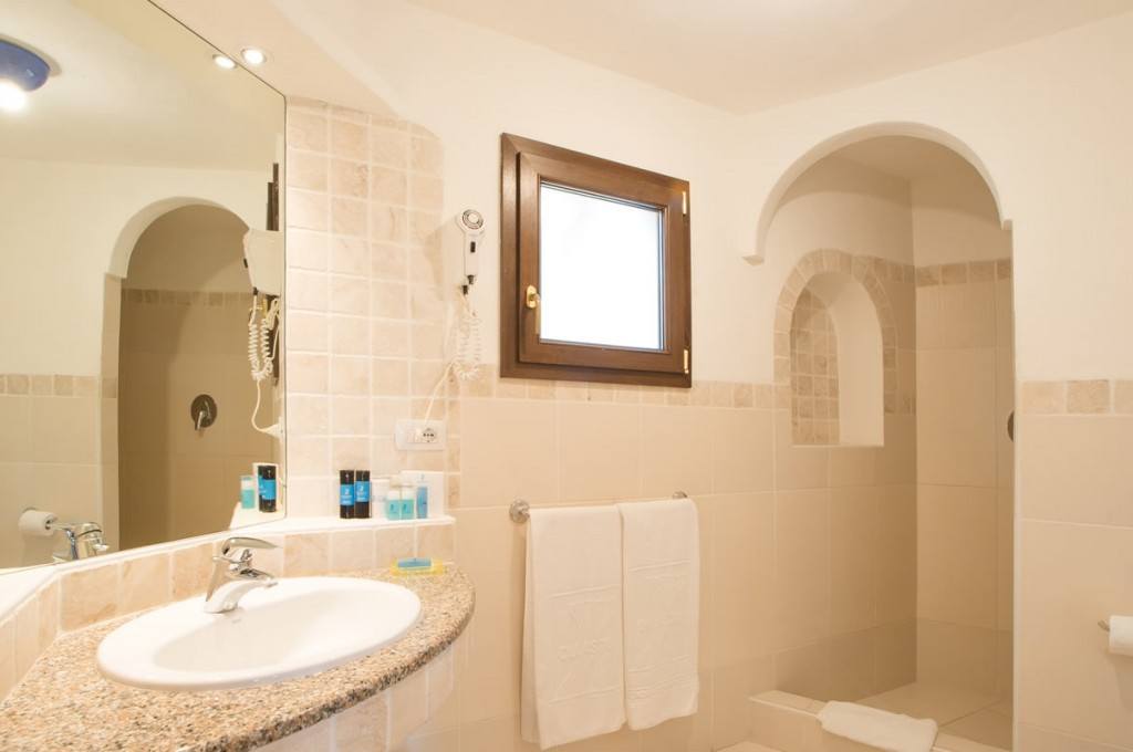 hotel-ollastu-olbia-sardegna-camera-confort24