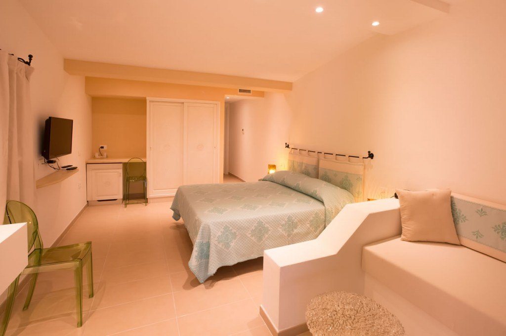 hotel-ollastu-olbia-sardegna-camera-vista-mare12